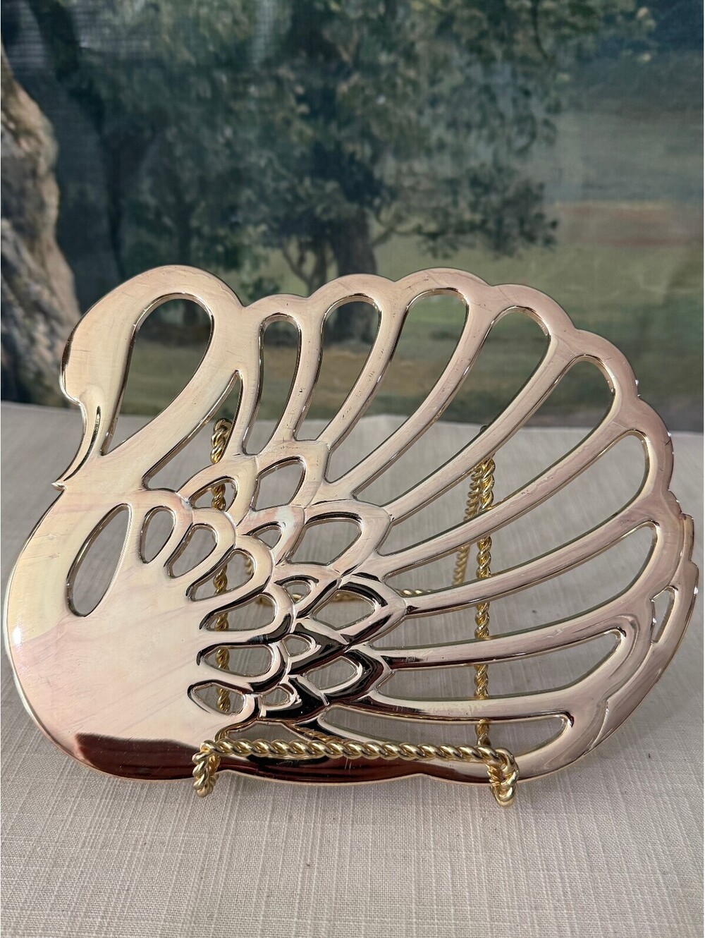 Swan trivet made in Japan